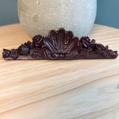 Vintage pediment shell - pediment,